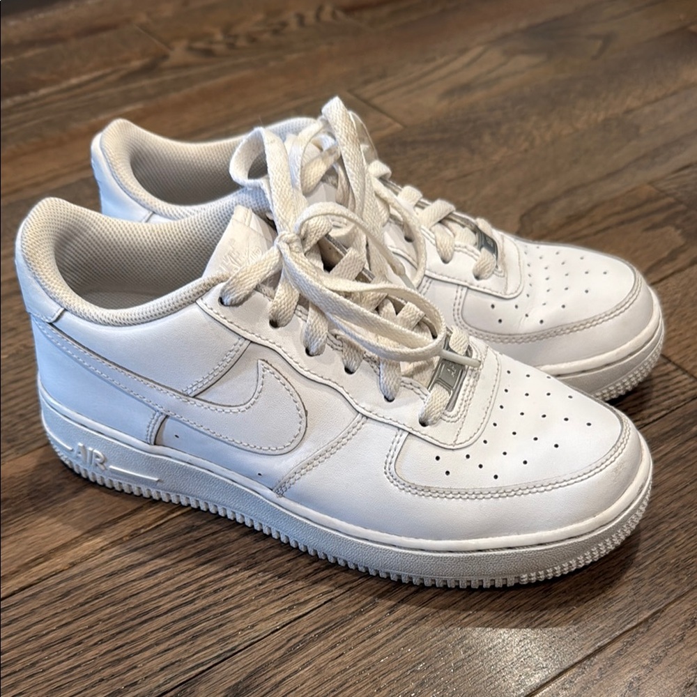 Nike Kids' White Air Force 1 Low Top Sneakers
